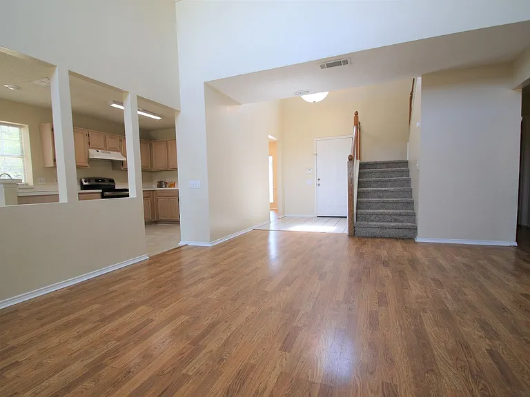 3412 Derby Ct — Photo 6