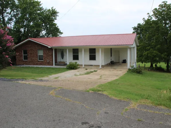 402 Canaan Rd, Marshall, AR 72650