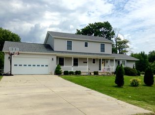 7301 Marsh Rd, Cottrellville, MI 48039