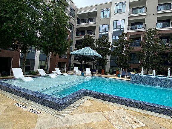4th image of 408 Bendwood Dr #4481