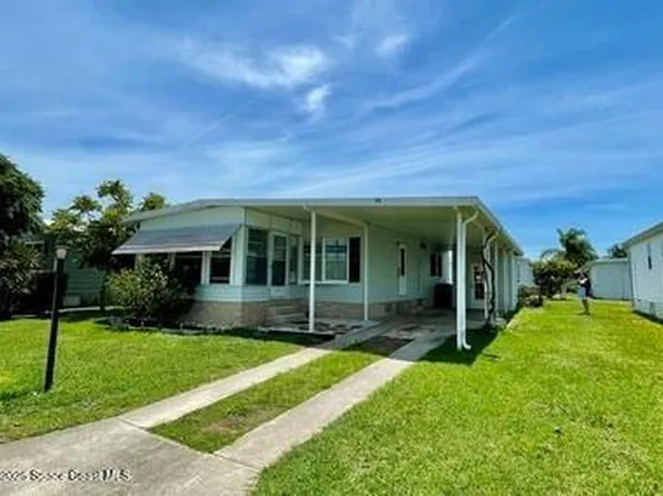 911 Oriole Cir, Barefoot Bay, FL 32976