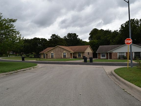4th image of 4304 Briarwood Dr