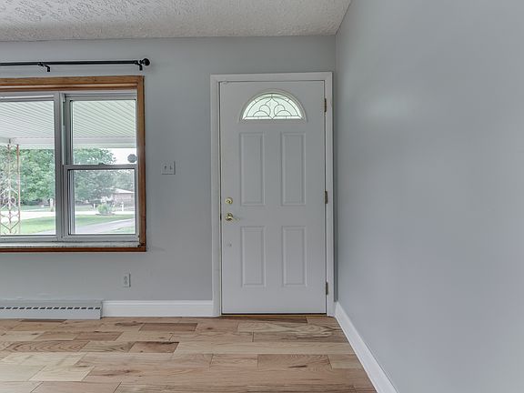 5th image of 2447 S Bolton Ave