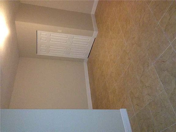 5th image of 19900 SW 83rd Ave
