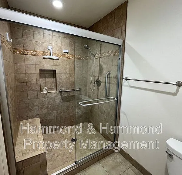 3804 Mainsail Cir — Photo 14