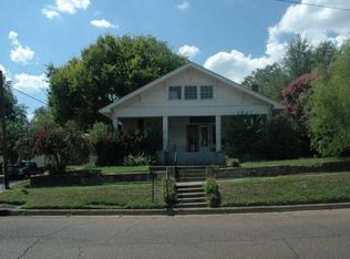 422 5th St S, Columbus, MS 39701