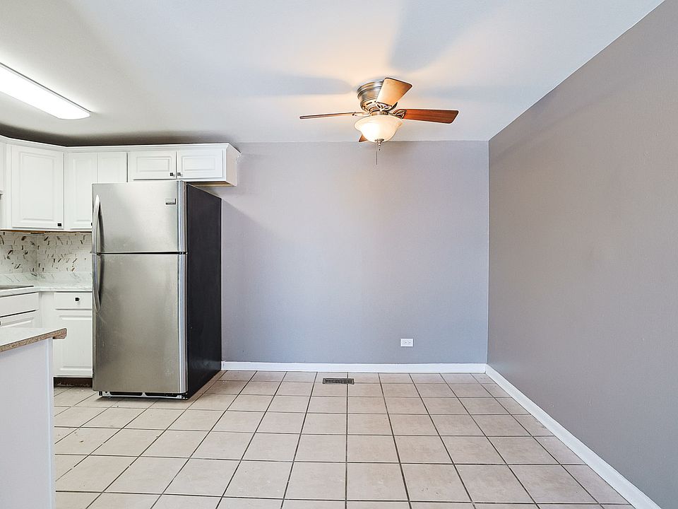 1st image of 1304 Yarmouth Ct #1304