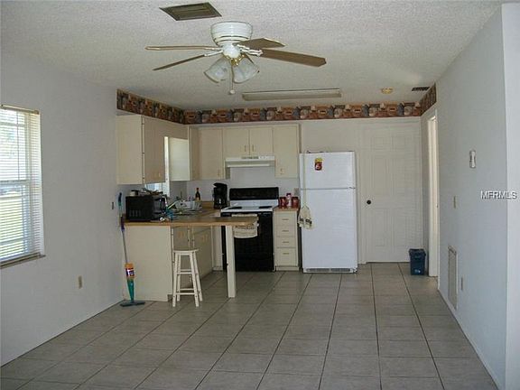 4th image of 11097 Pendleton Ave APT B
