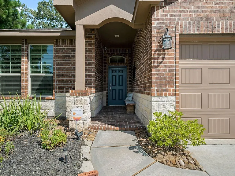 14011 Wolftrap Ln — Photo 3