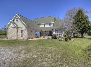 1024 W Country Club Rd, Claremore, OK 74017