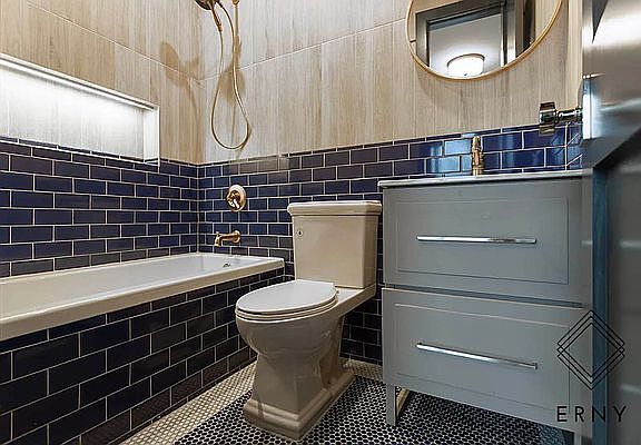 4th image of 920 Pacific St #2C