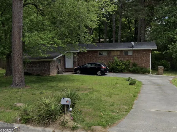 6484 Maddox Rd, Morrow, GA 30260