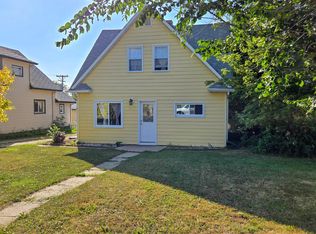 507 2nd Ave NE, Kenmare, ND 58746