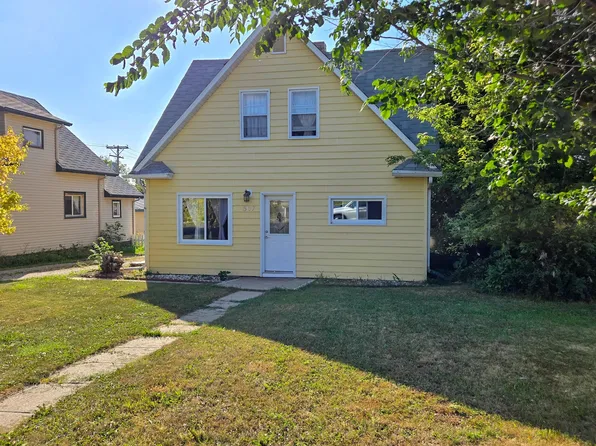 507 2nd Ave NE, Kenmare, ND 58746