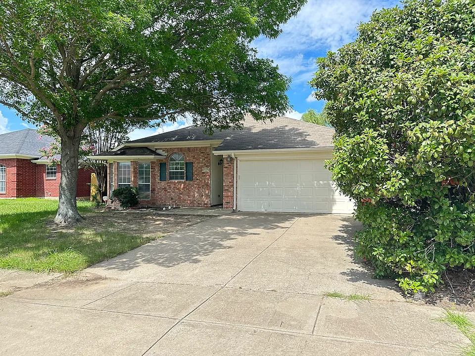 1117 Edenbrook Dr