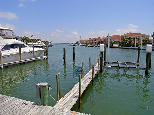 5th image of 1591 Gulf Blvd APT 201