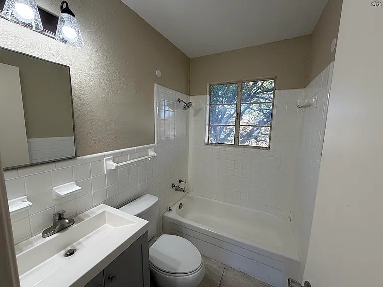 3701 Southmoor Ln — Photo 7