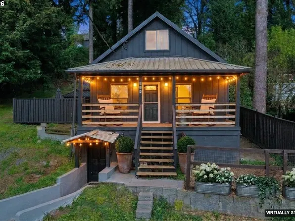 138 SE Shafford St, Estacada, OR 97023