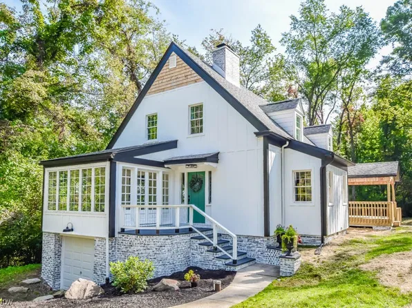 3246 Stimson Rd, Barberton, OH 44203