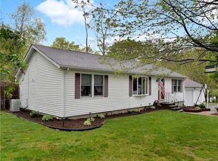 12 Butler Dr, Johnston, RI 02919