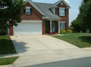 9313 Lindahi Ln, Charlotte, NC 28277