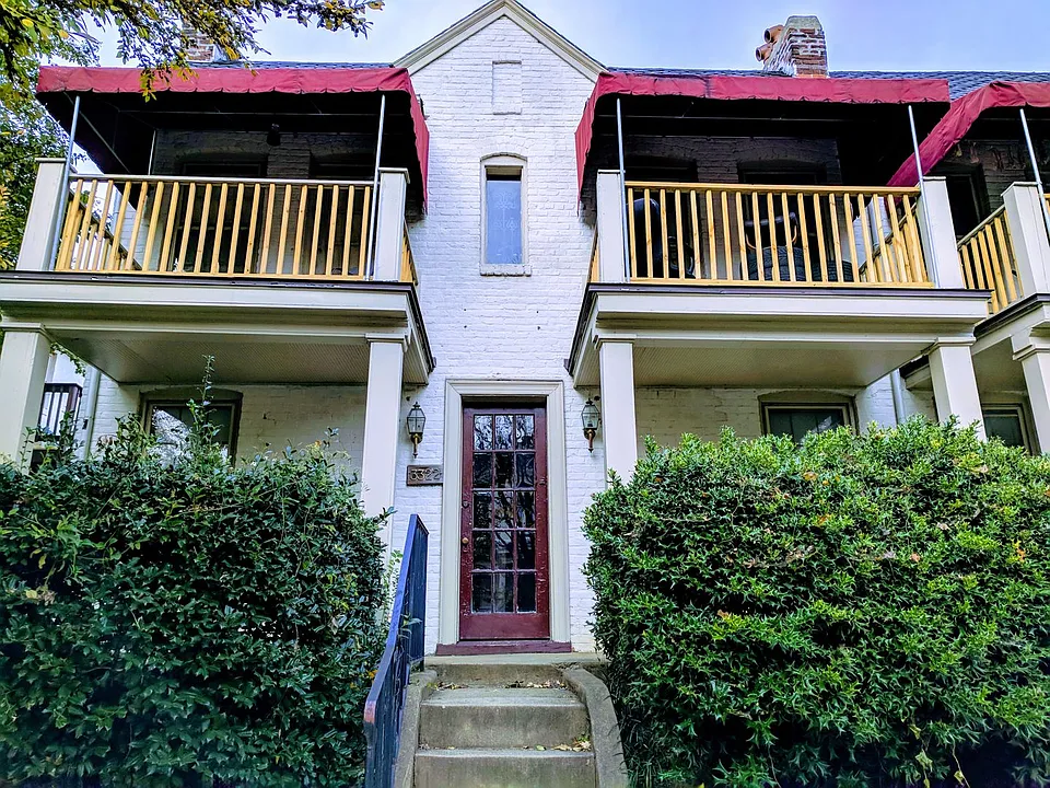 3322 Ellwood Ave.*