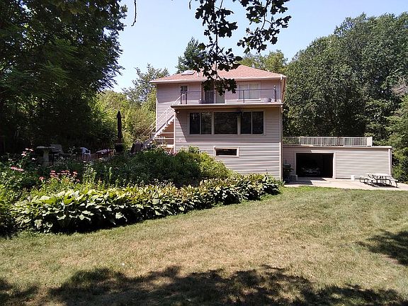 5th image of 914 S Fairmount St
