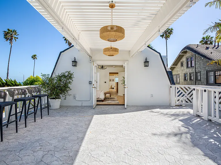 3335 E Ocean Blvd — Photo 14