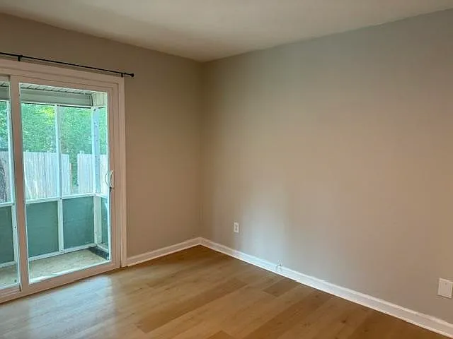 2145 Portsmouth Cir — Photo 15