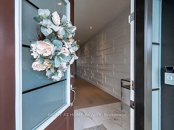 2nd image of 87 Carondale Sq