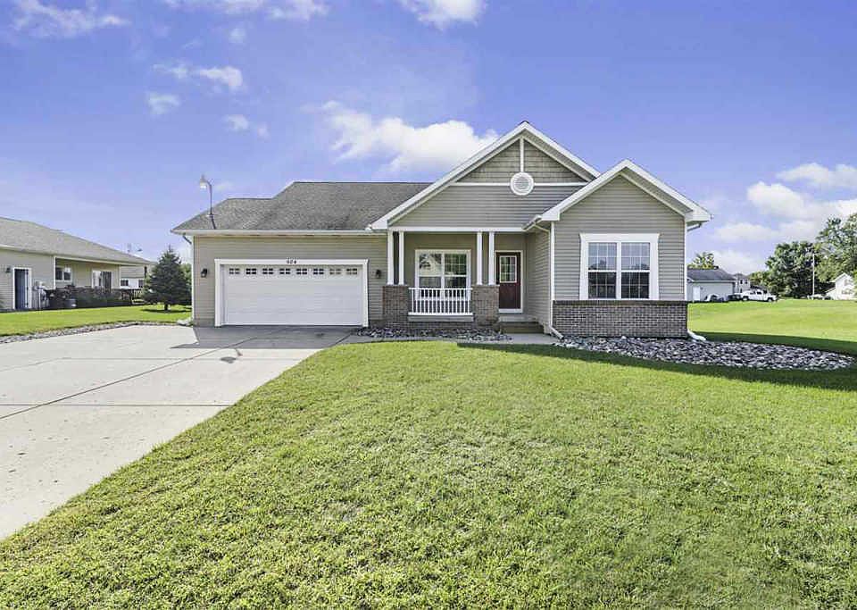 1st image of 604 E Camrose Ct