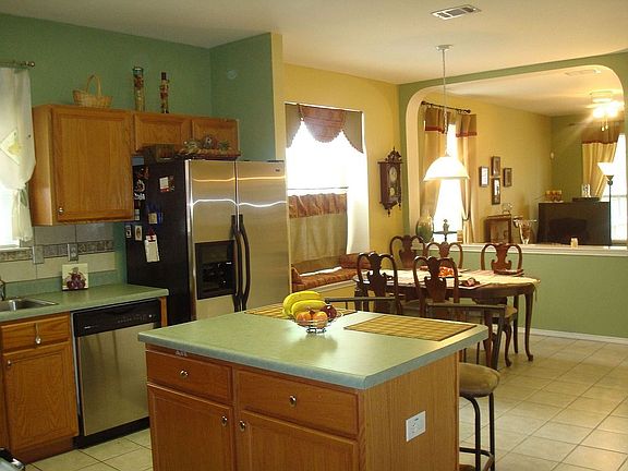 5th image of 9050 Foxgrove Way