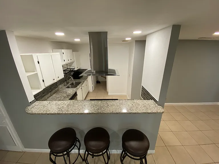 7318 Hunters Lk — Photo 7