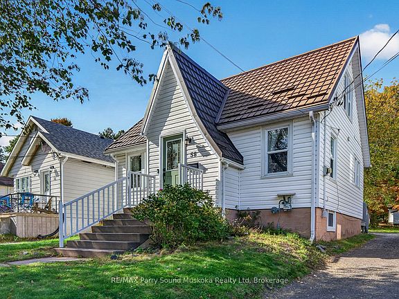 3rd image of 58 William St
