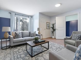 3131 E Dover Cres SE, Calgary, AB T2B1V4