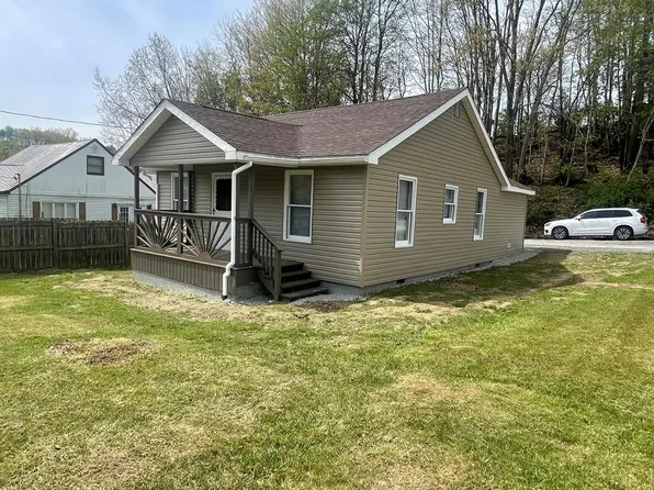 115 Brethren Church Rd, Beckley, WV 25801