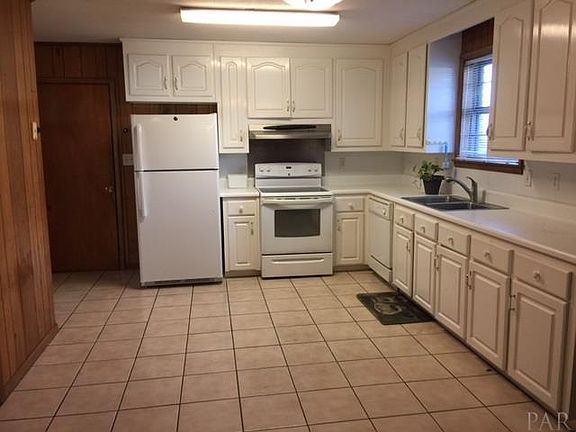 2nd image of 806 Bloodworth Ln