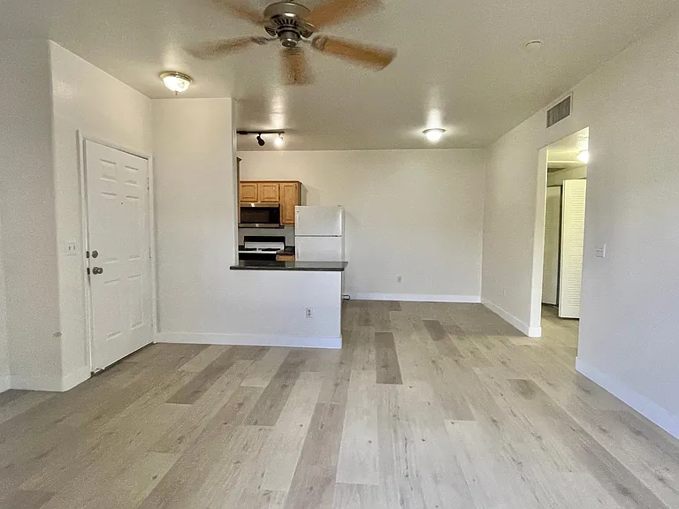 5650 E Sahara Ave #2051 — Photo 3