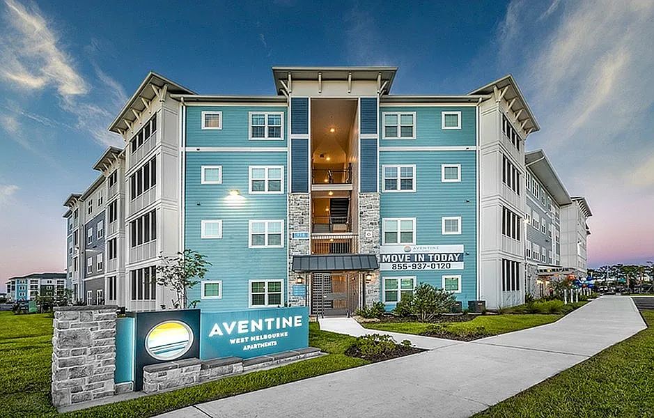 aventine-west-c2dg-1036-final-web_