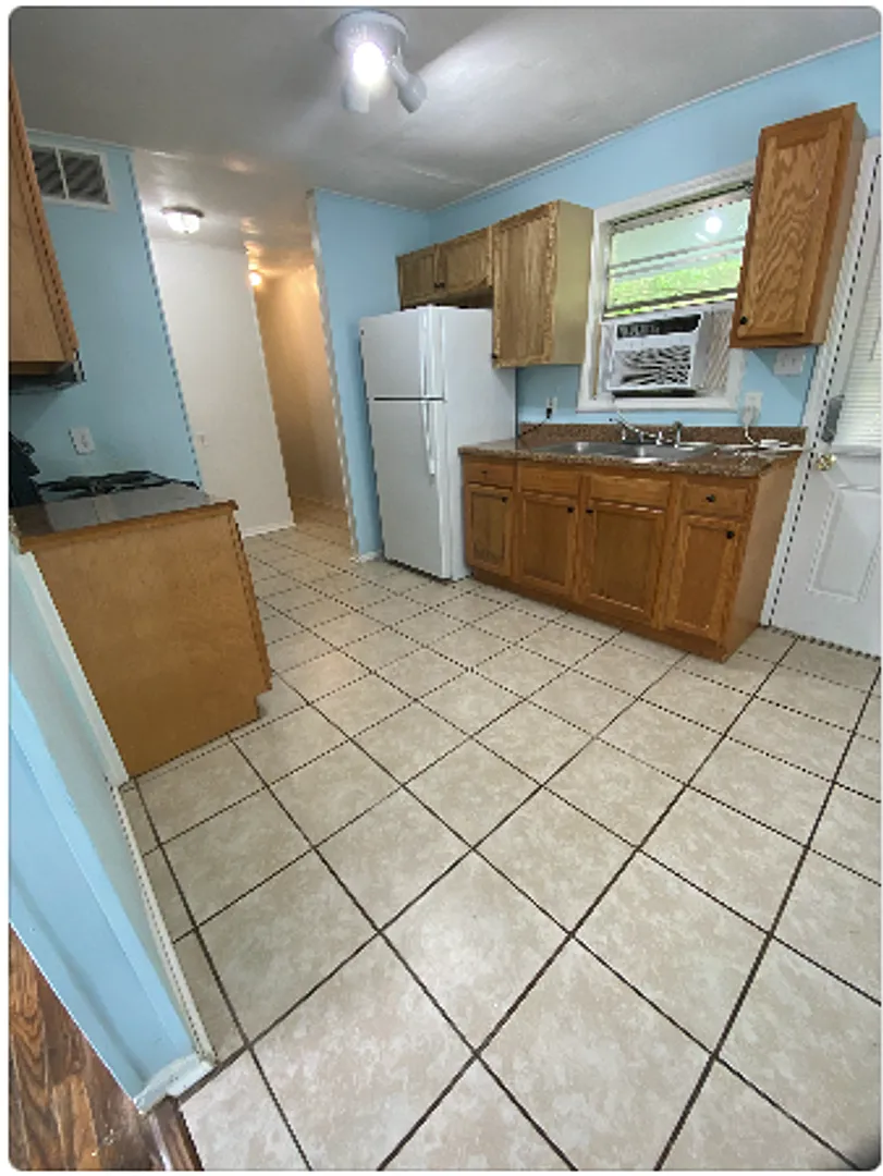 135 Macey Ave #3 photo 1