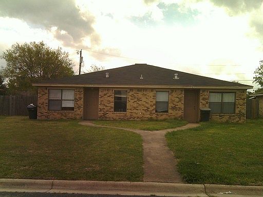 1st image of 716 Vassar Ct APT A