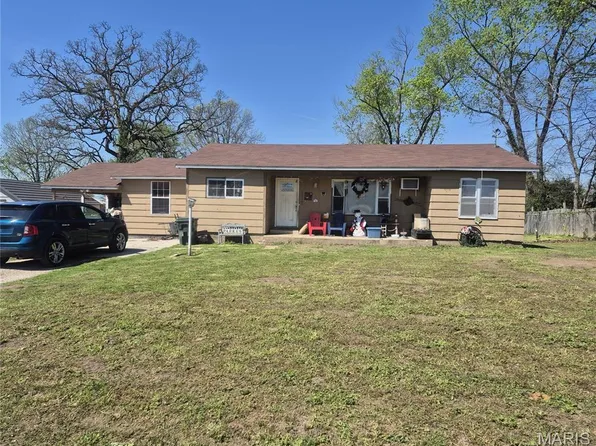 501 N Walnut St, Fair Play, MO 65649