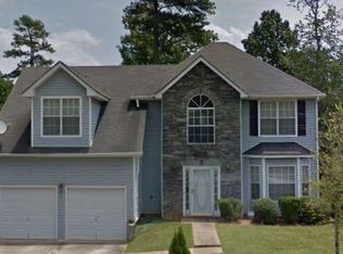 720 Deshon Creek Dr, Lithonia, GA 30058