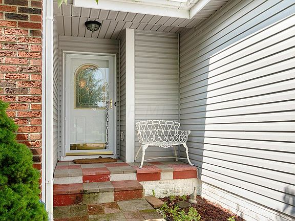 2nd image of 5611 Quinn Ct