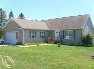 106 Wright Rd, Howell, MI 48843