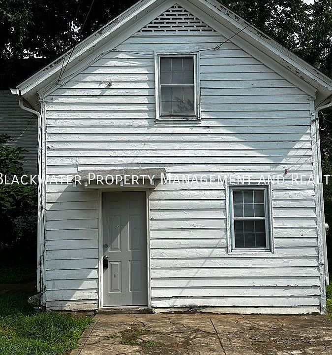 1st image of 1003 1/2 Floyd St