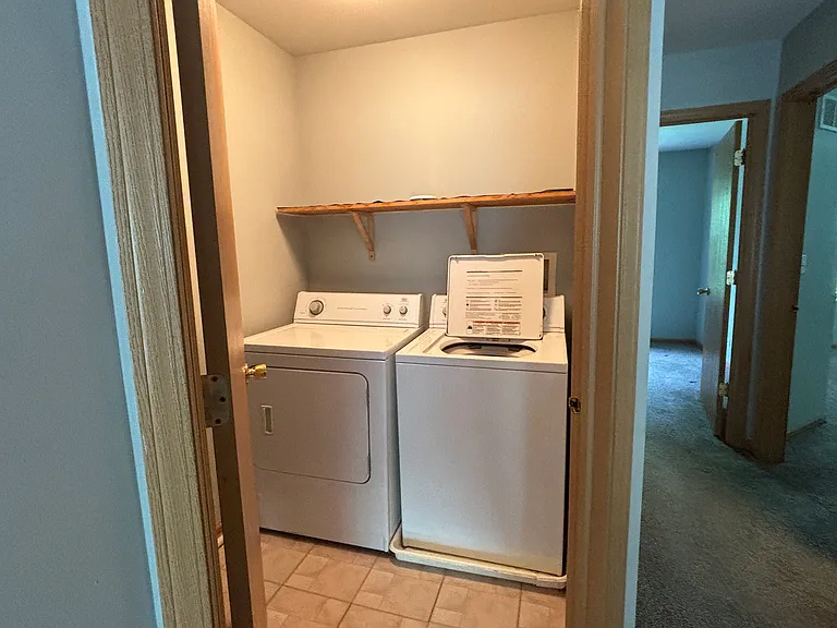 2633 Williamsburg Dr — Photo 12