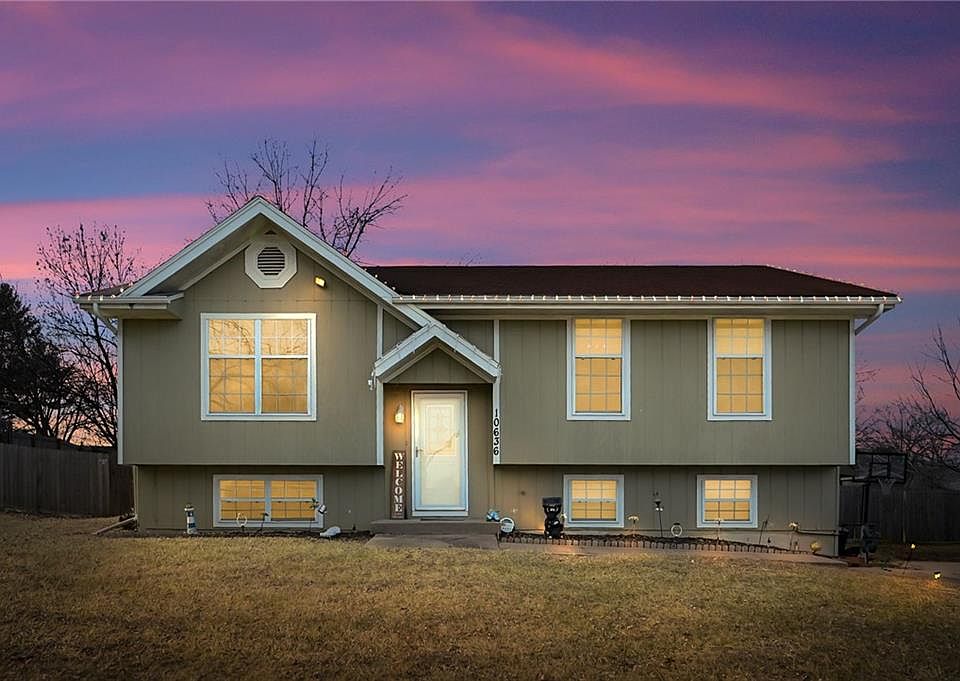 1st image of 10636 Oak Trafficway