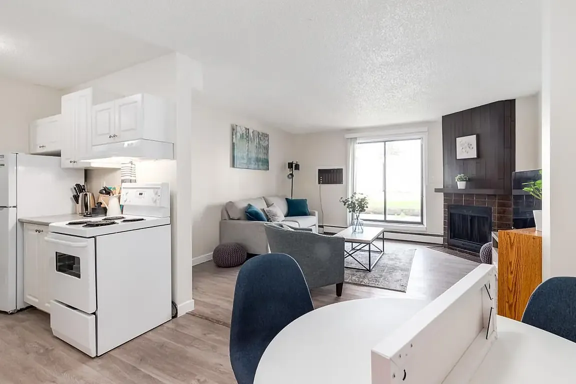 Southwind Apartments — Photo 1