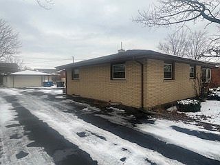 2nd image of 451 E 163rd St